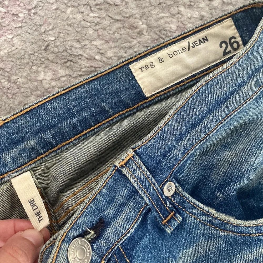 rag & bone Women's the Dre Armitage Acid Wash Mid Rise Denim Jeans Distressed 26 - Picture 3 of 7
